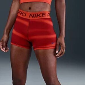Nike Pro Orange and Red Active Shorts Midrise 3” Size Small New With Tags